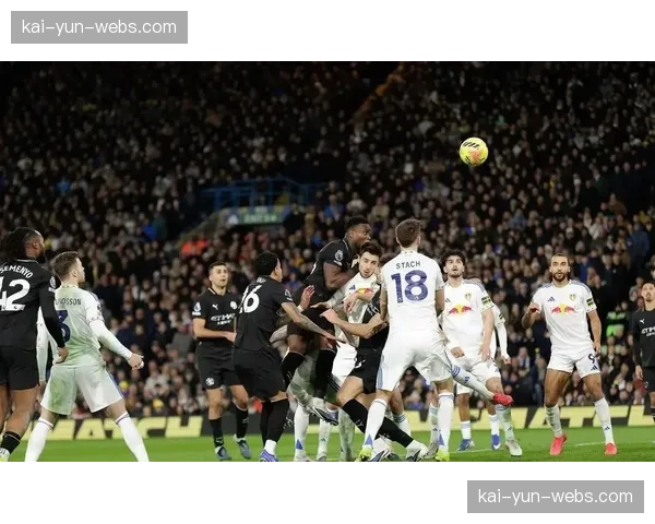 战术复盘：曼城如何通过高压逼抢遏制曼联的中场出球